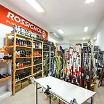 Апарт-отель Pine Forest 4*