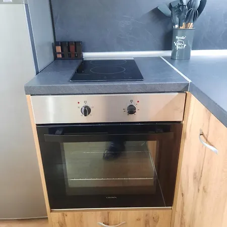 Pine Forest Апартхотел 3*