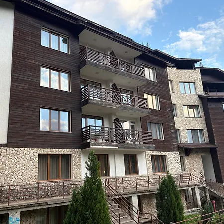 Pine Forest 公寓式酒店