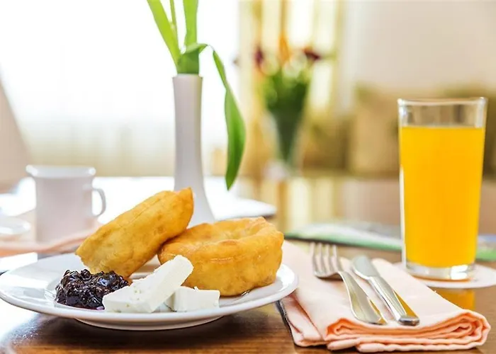 Pine Forest Aparthotel 3*